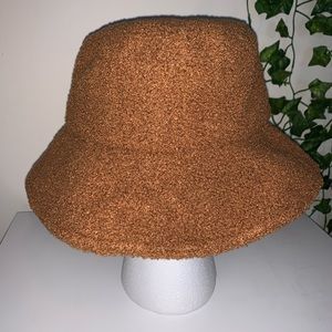 Brown teddy bucket hat